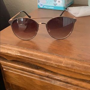 NWOT Brown & Rose Gold Jessica Simpson Sunglasses